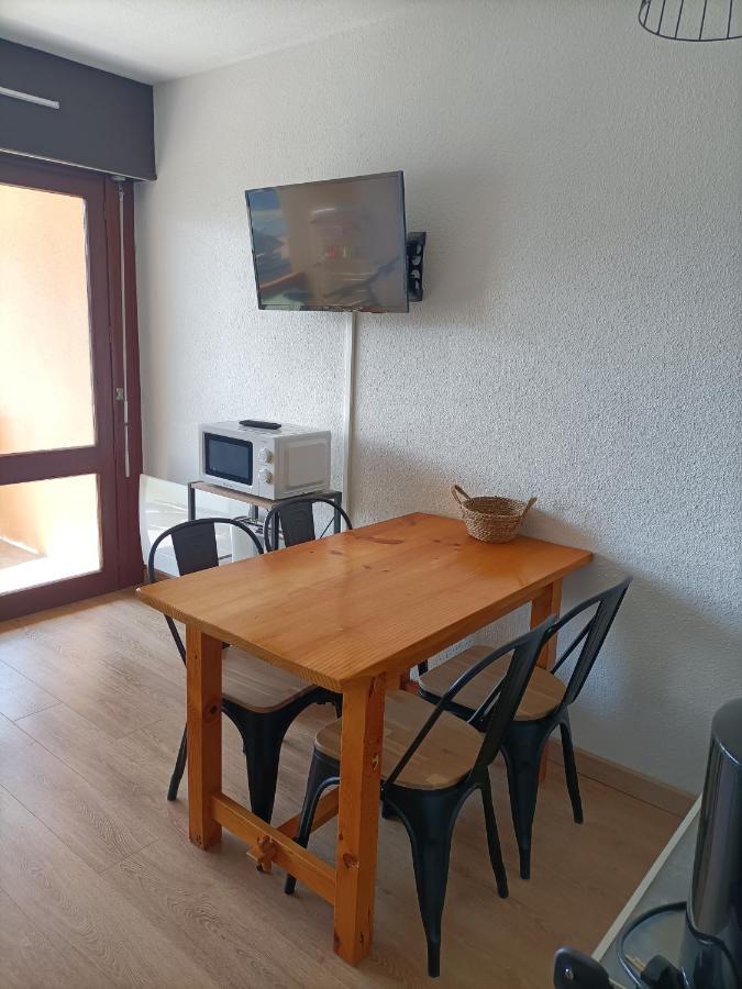 Résidence Les ISARDS Studio cabine rénové - vue Montagne Font-Romeu-Odeillo-Via Extérieur photo