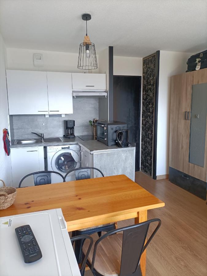 Résidence Les ISARDS Studio cabine rénové - vue Montagne Font-Romeu-Odeillo-Via Extérieur photo